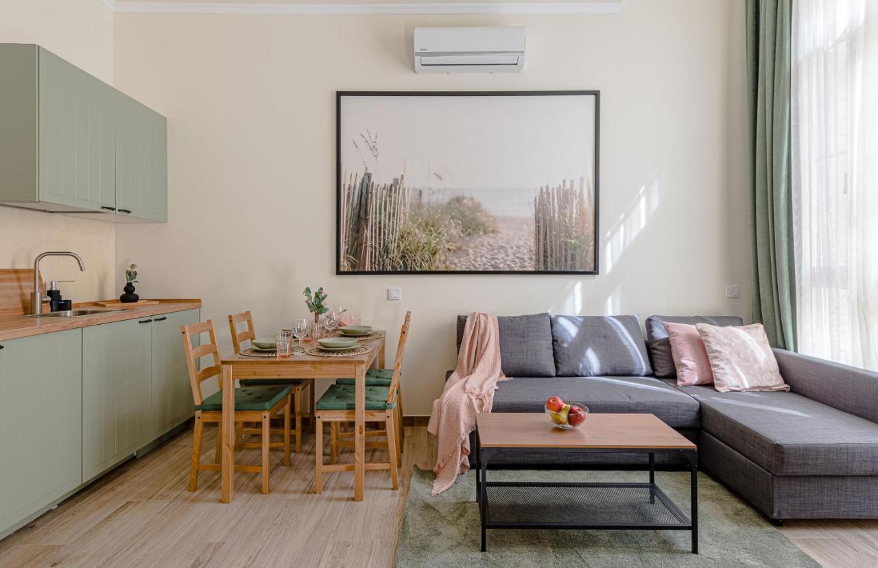 Simone Apartments Madrid Bagian luar foto