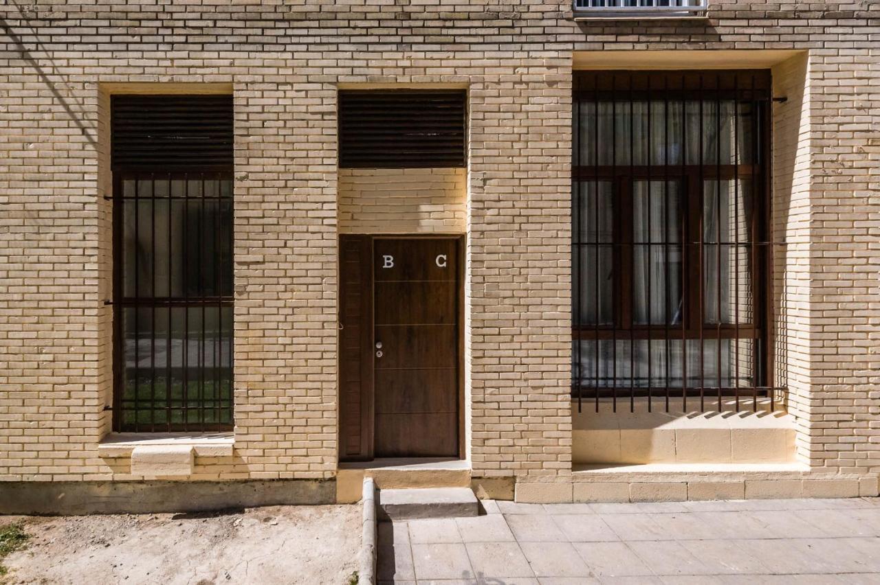 Simone Apartments Madrid Bagian luar foto
