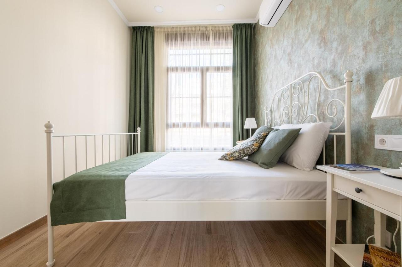Simone Apartments Madrid Bagian luar foto